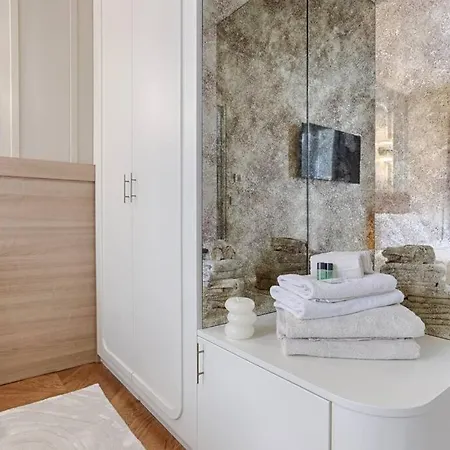 Mykeypers Great Luxury Flat 1br/4p - Champs Elysees Daire Paris