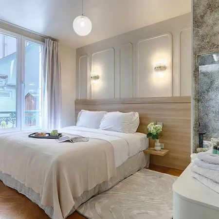 Mykeypers Great Luxury Flat 1br/4p - Champs Elysees *