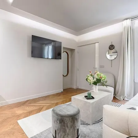 Mykeypers Great Luxury Flat 1br/4p - Champs Elysees *