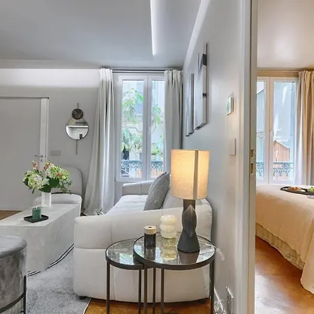 Mykeypers Great Luxury Flat 1br/4p - Champs Elysees *